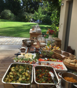 Büffet im Garten
